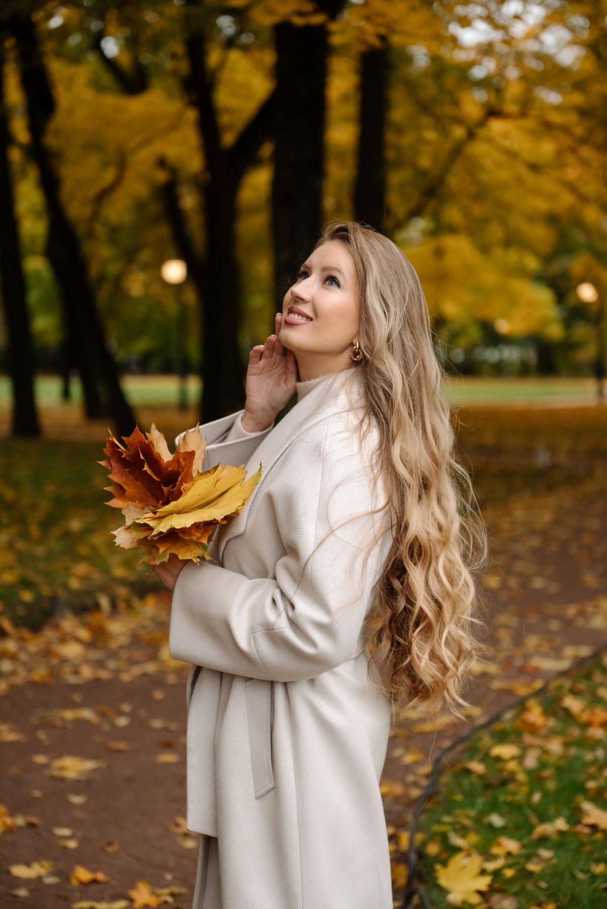 Осенняя фотосессия в Питере в Михайловском саду. Свадебный и сеейный фотограф в Санкт-Петербурге Елена Худякова