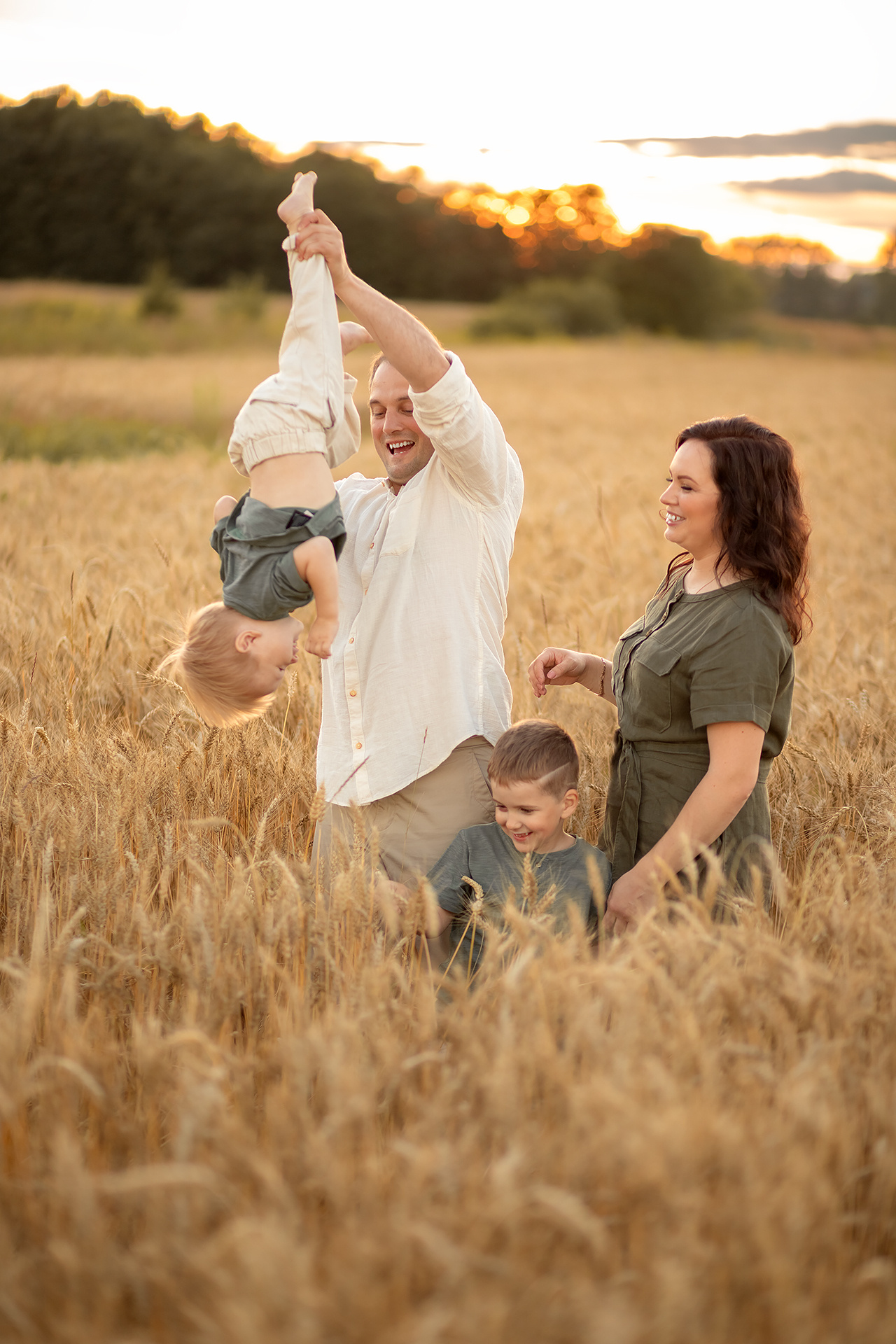 Наташа, Антон, Миша и Сережа. Семейный фотограф в Санкт-Петербурге Анастасия Нечаева