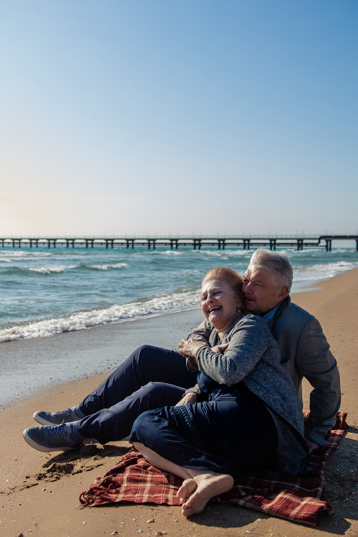 Сергей и Ирина — в объятиях волн. Семейный фотограф Новороссийск, Анапа, Геленджик — Юлия Давыдова