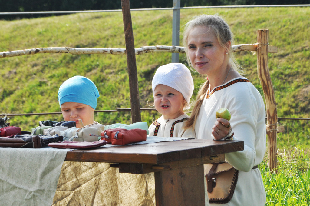 Праздник на Воже. Фотостудия Портрет Свадебный и семейный фотограф в Рязани