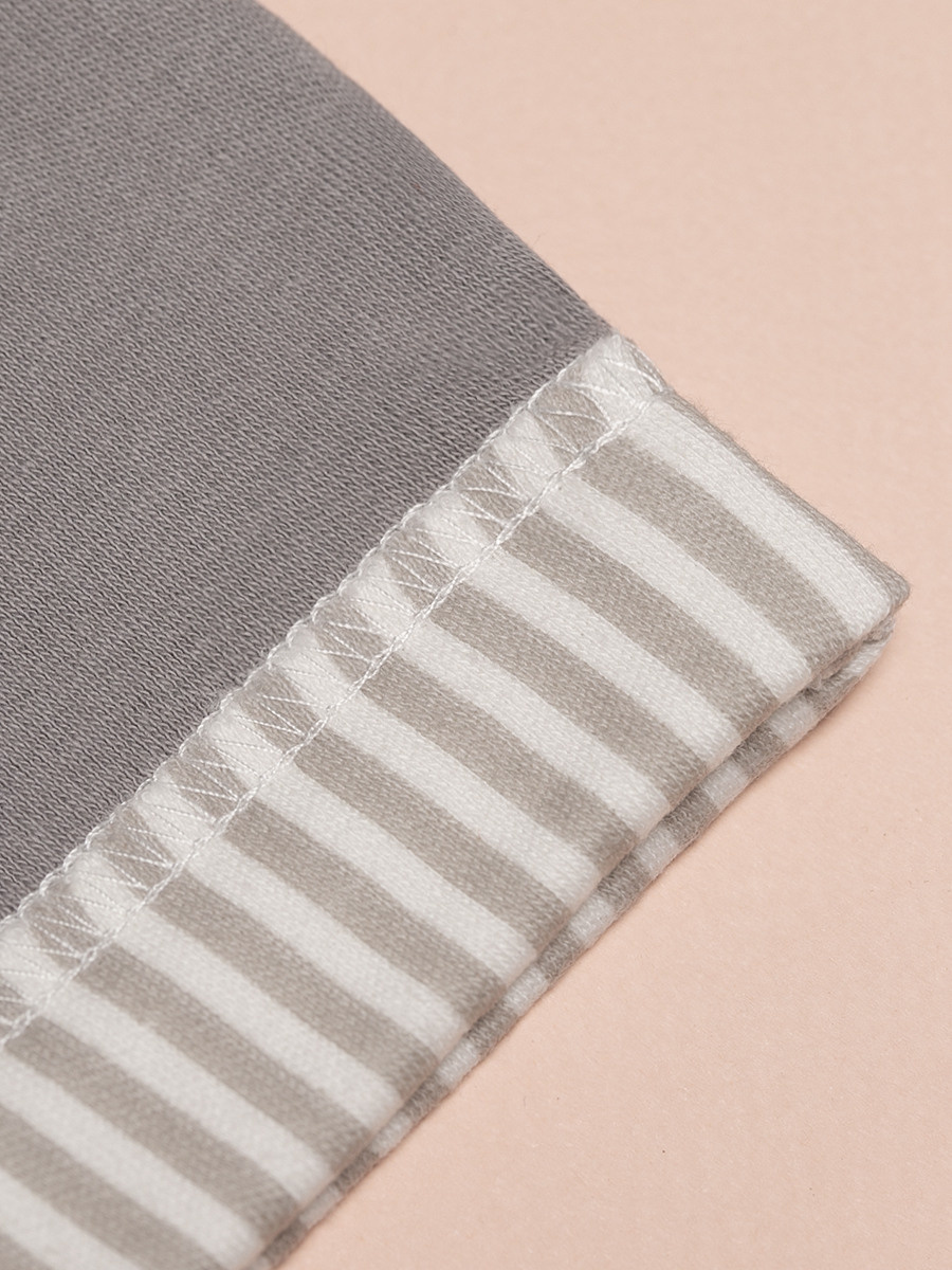 Детская одежда в композиции. Раскладкой flat lay. Предметная, рекламная фотосъёмка в Орле. Предметный фотограф в Орле