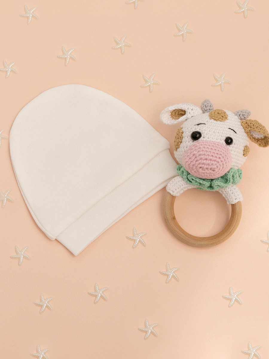 Детская одежда в композиции. Раскладкой flat lay. Предметная, рекламная фотосъёмка в Орле. Предметный фотограф в Орле