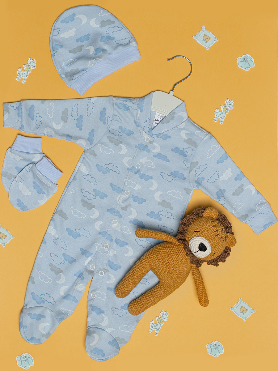 Детская одежда в композиции. Раскладкой flat lay. Предметная, рекламная фотосъёмка в Орле. Предметный фотограф в Орле