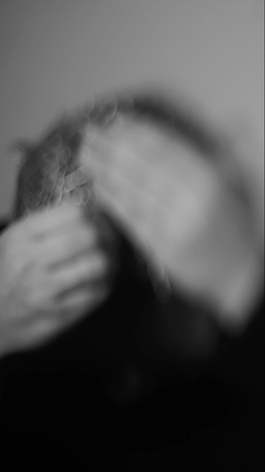 Видеоинсталляция Место Пробела. Художественная группа «Нежные Бабы»