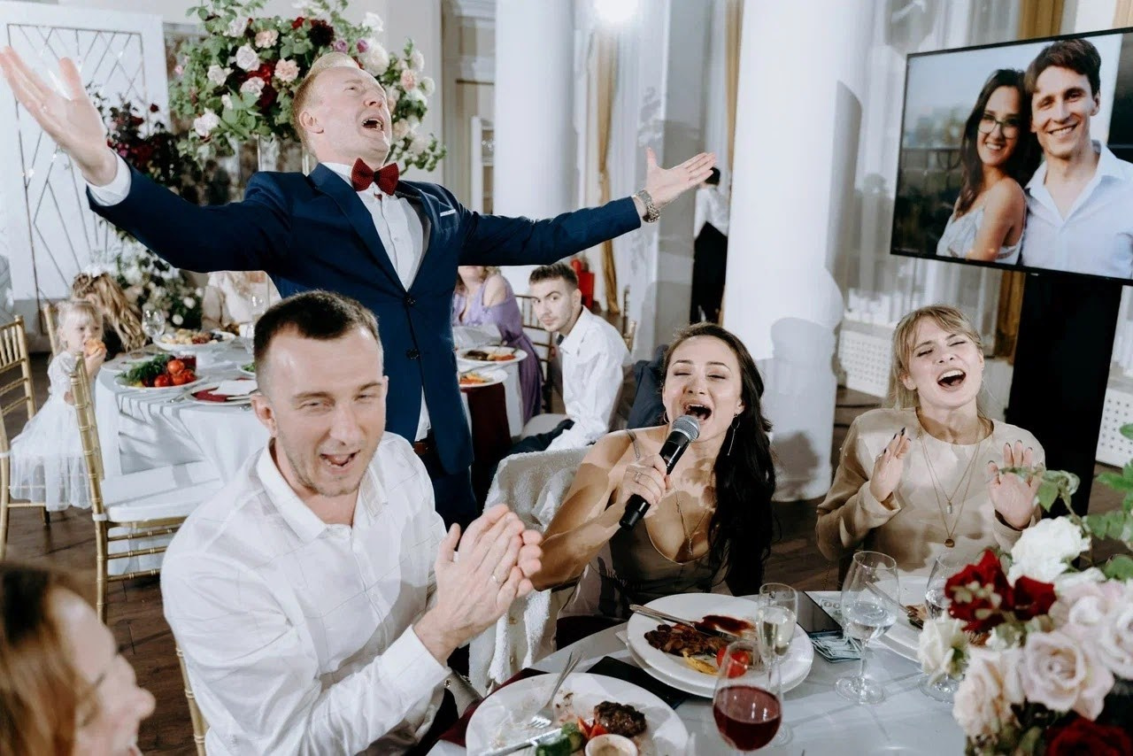 Ведущий Калашников. Подрядчики и друзья сети свадебных площадок House for wedding