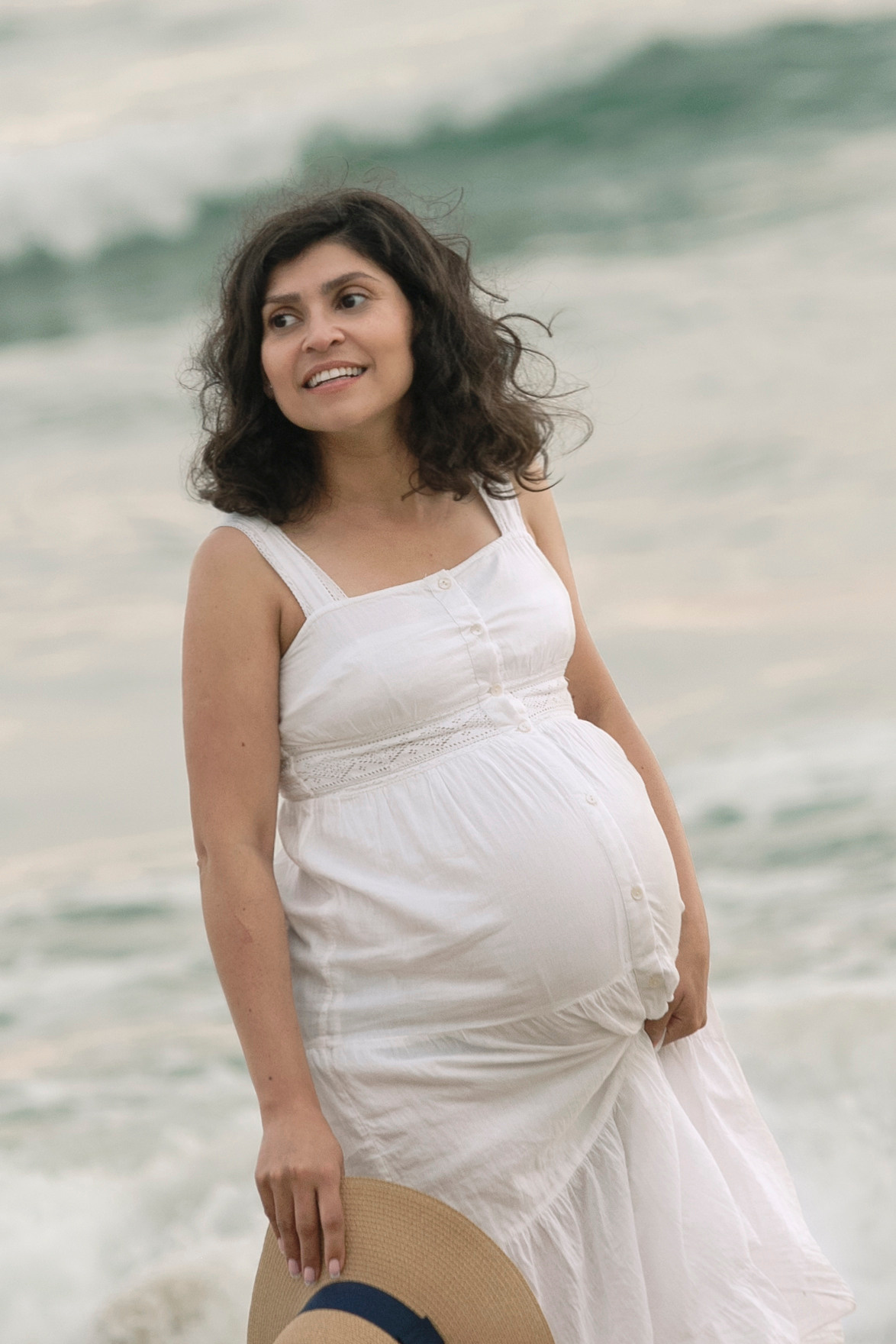 WAITING. Anastasiia Antoniuk portrait, family and couple photographer, Portugal