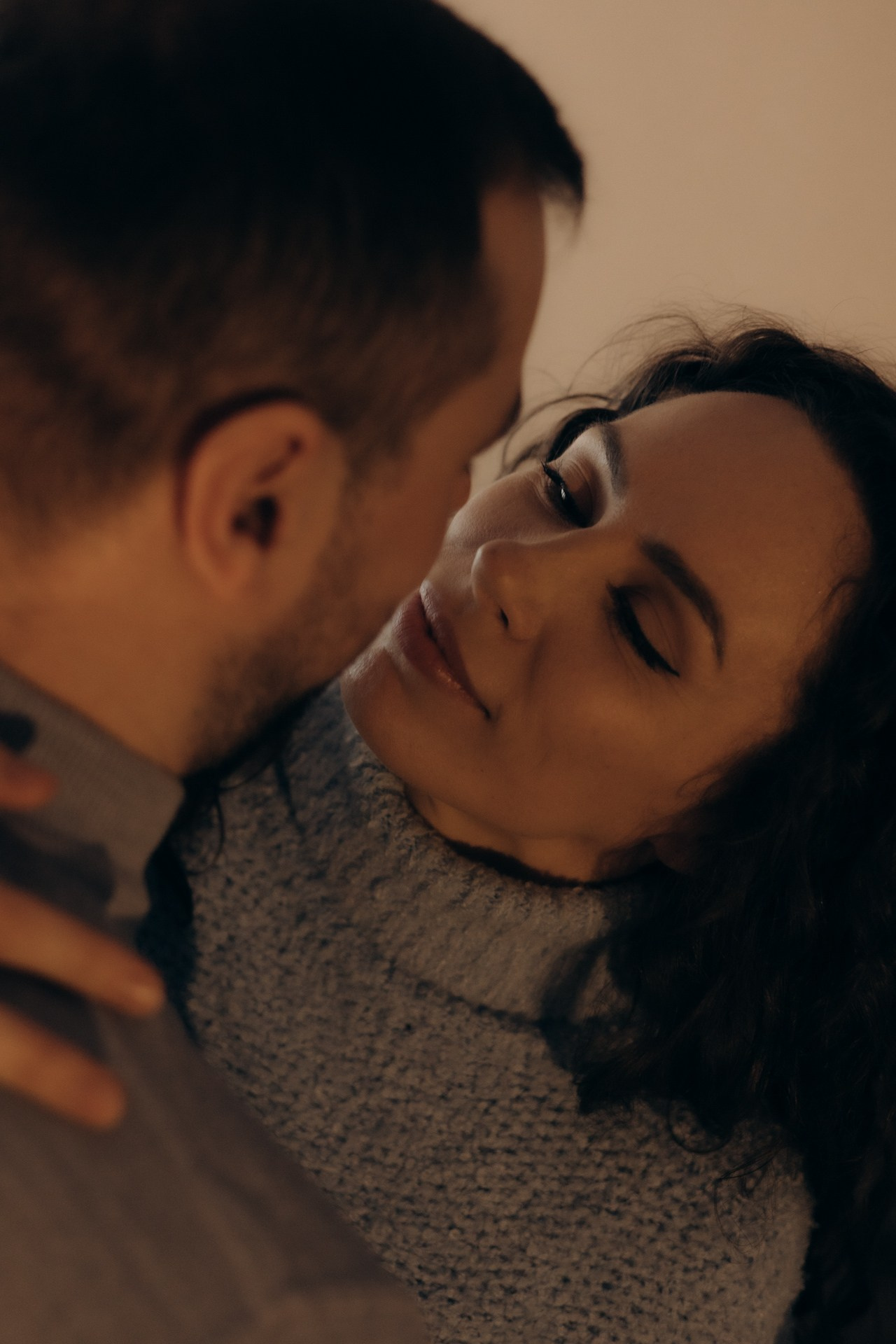 Домашняя фотосессия лавстори. Семейный фотограф в Ижевске Даша Денисова