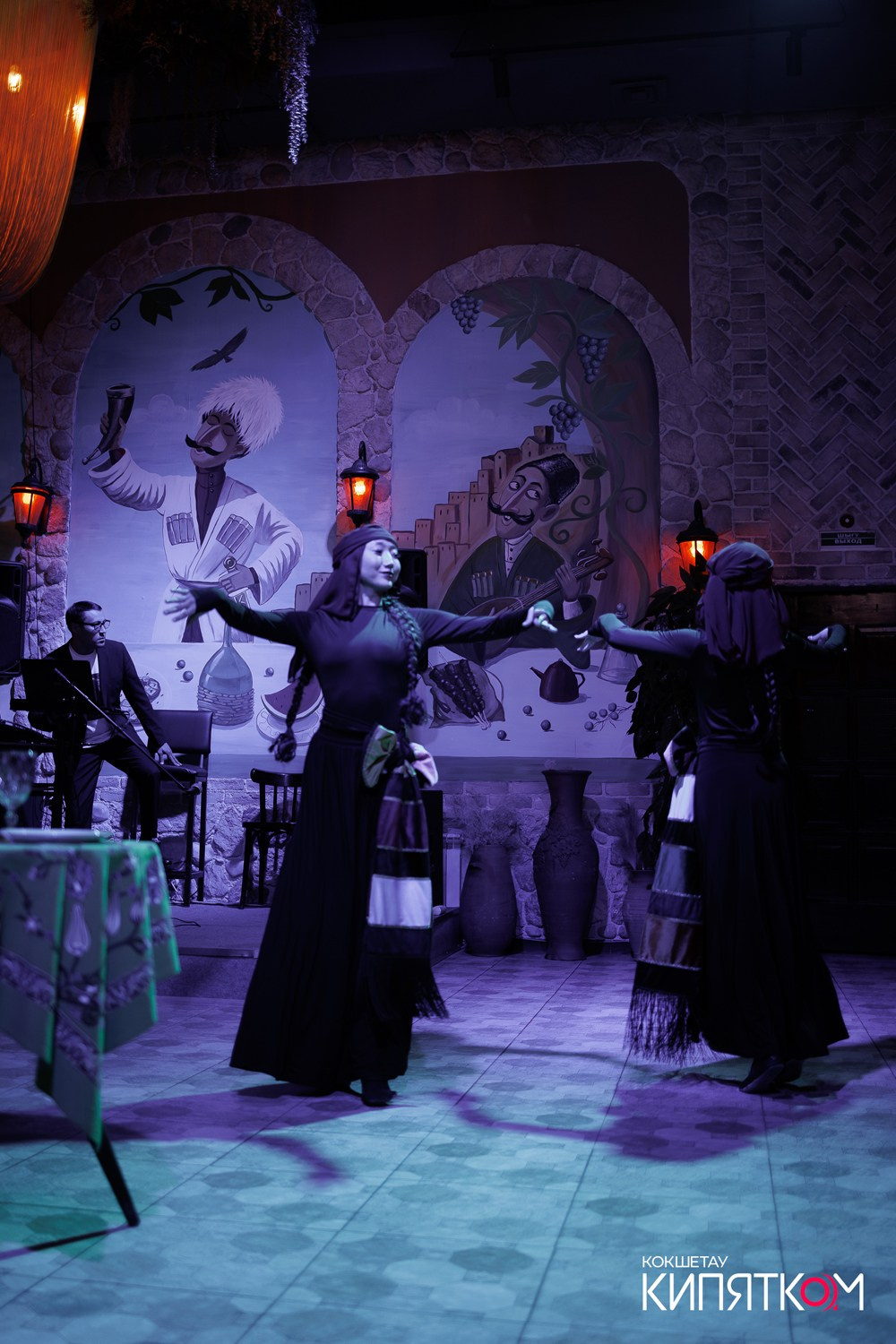 ТБИЛИСИ. КИПЯТКОМ КОКШЕТАУ