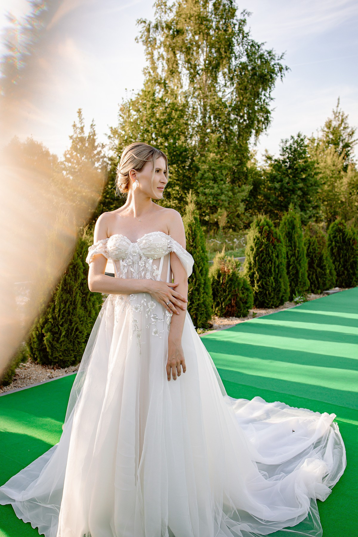 Свадебная фотосессия в отеле с собаками. Свадебный и семейный фотограф в Тамбове Сергей Григорьев