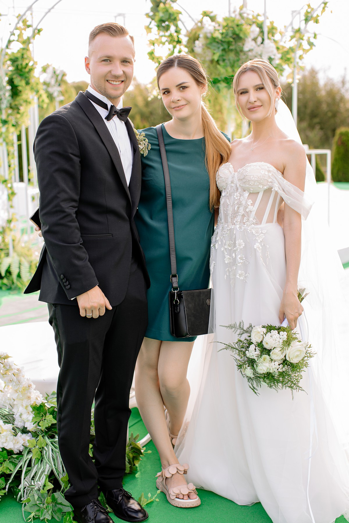 Свадебная фотосессия в отеле с собаками. Свадебный и семейный фотограф в Тамбове Сергей Григорьев