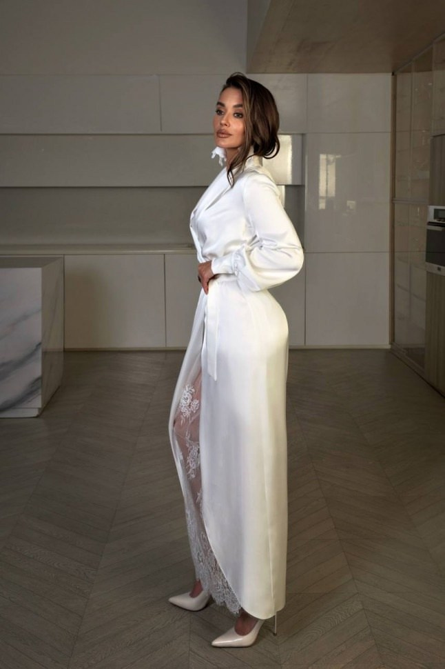 Шелковое платье на запах с отложным воротником белое. Https://malovafoto.ru