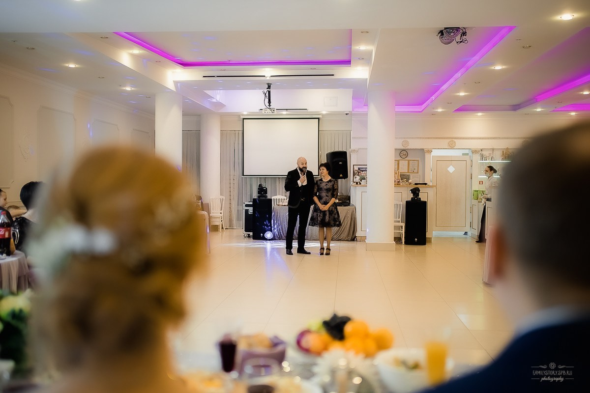 Свадебная фотосессия в интерьере: уют, фактура и свет как у старых мастеров. Свадебный фотограф — Санкт-Петербург (СПб) Питер