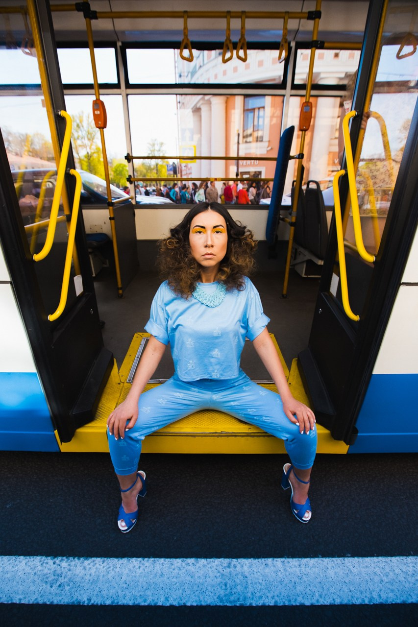 Современная концептуальная фотография о теле, уязвимости и идентичности. Визуальная практика на стиле честности, пост-иронии и искусства.Рекламная фотография, Концептуальная фотография, Современный художник, Психология, Коммерческий фотограф, Репортажный фотограф, Стрит фотография, Арт, Сюрреализм, Мобильная фотография, Снято на айфон, Дима Бурза