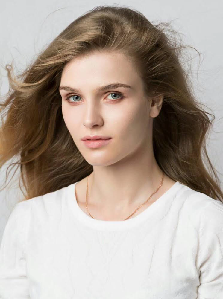 Александра, 40-42, 173 см. KED Production — продакшн из СПб. Создаём фото, видео и контент, который помогает брендам и селлерам продавать больше