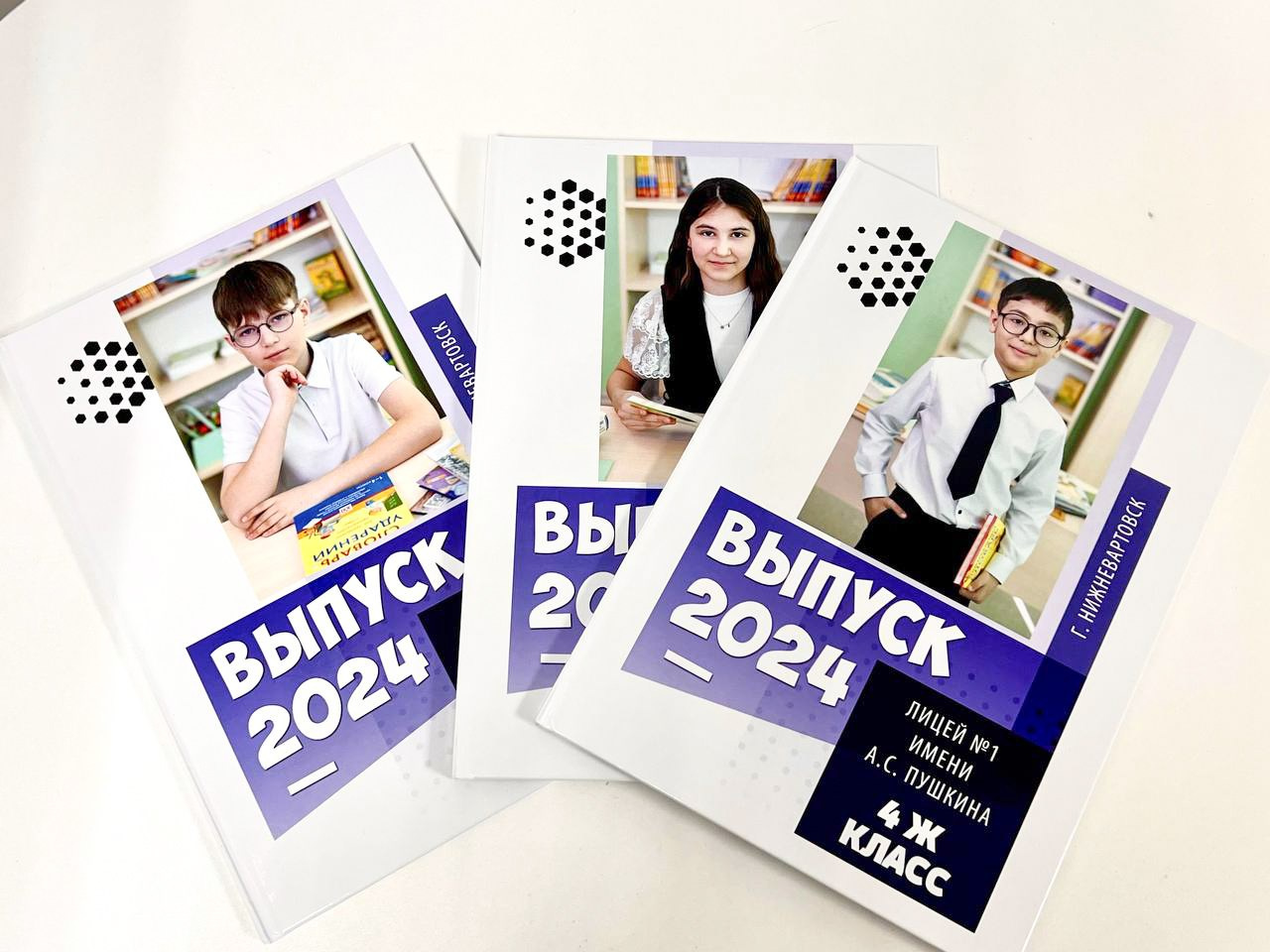 Альбомы в готовом виде: ШКОЛА. Фотограф в г. Нижневартовск Александра Гриценко