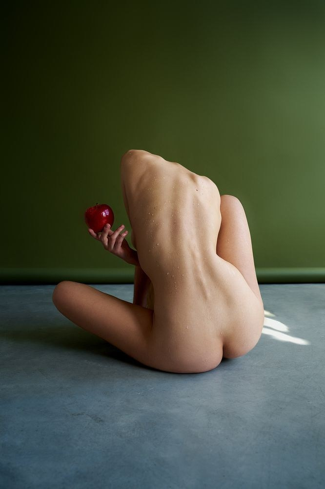 НЮ. Фотограф для маркетплейсов Михаил Бове