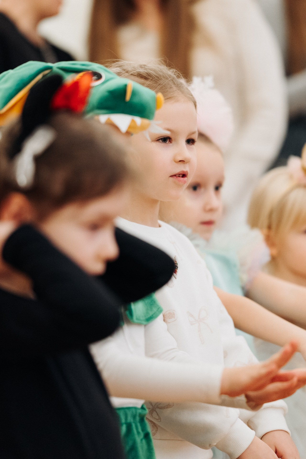 Дети | Новогодняя елка. Репортажный фотограф Санкт-Петербург