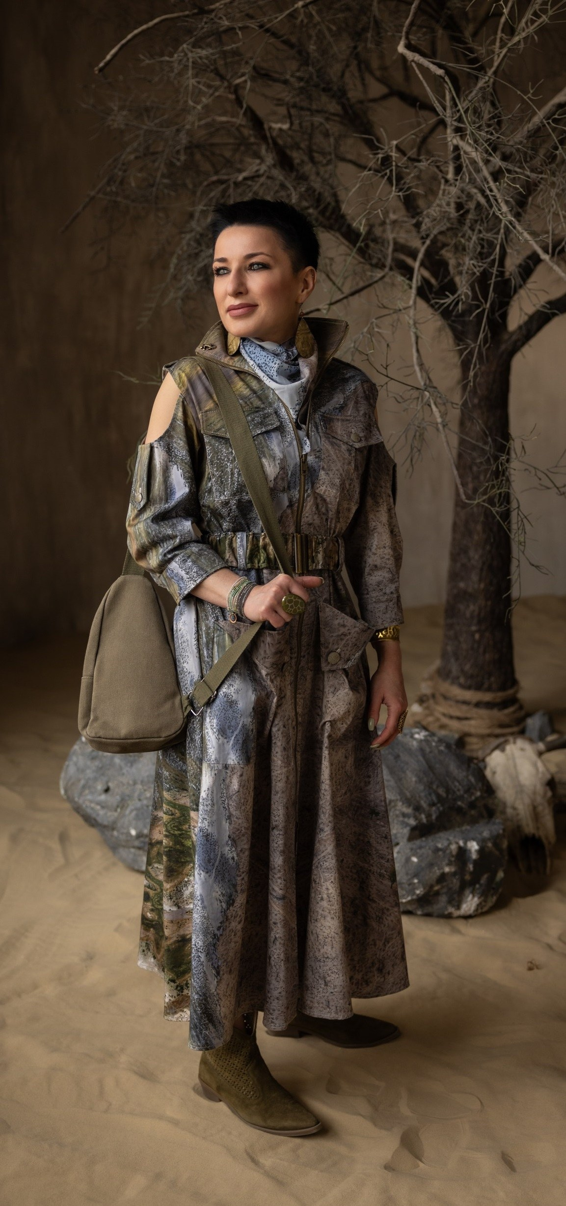 LOOKS. NATURAL SAFARI FASHION
