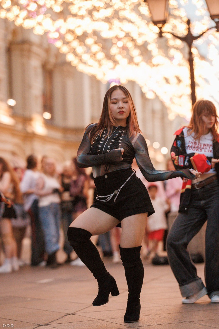 Cover dance in public'. Различные мероприятия и просто фотографии людей