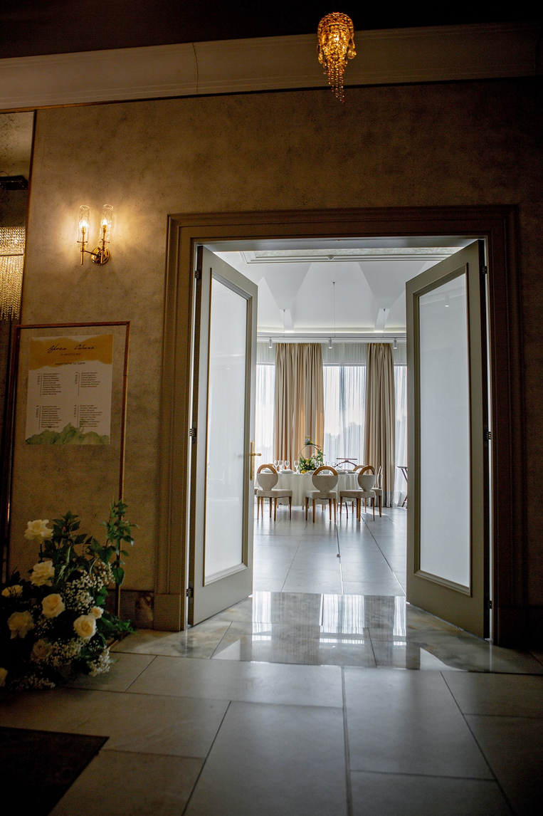 Площадка № 3-2. Свадебный организатор Москва