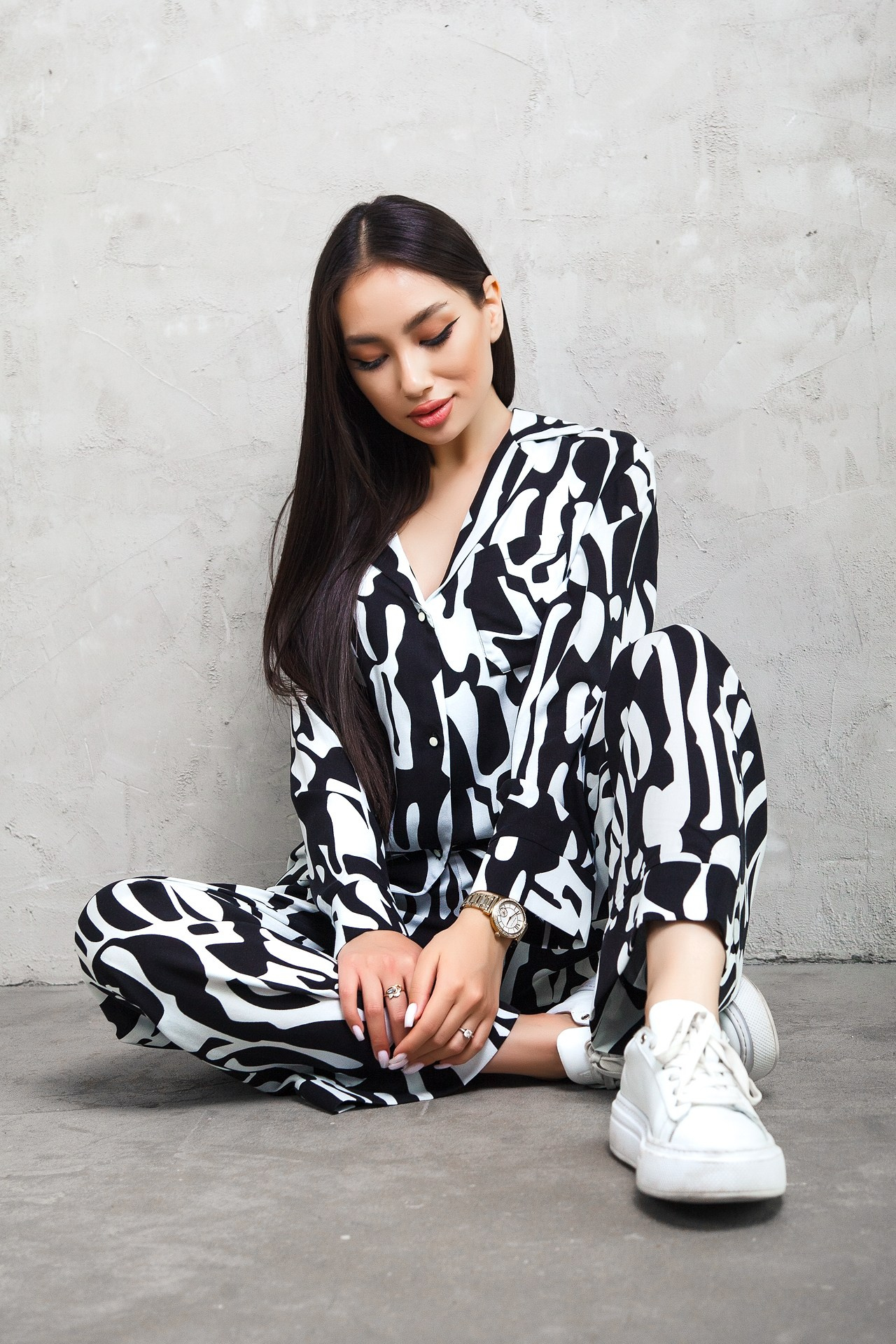 Реклама женской одежды. Натан Супервайзер по Продакшену