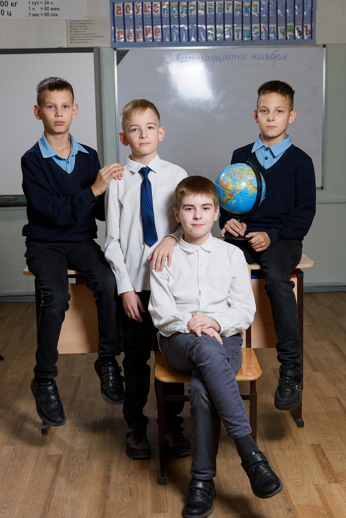 Школьная фотосъемка для выпускного альбома 4 класса. Выпускные альбомы Искитим Бердск Новосибирск