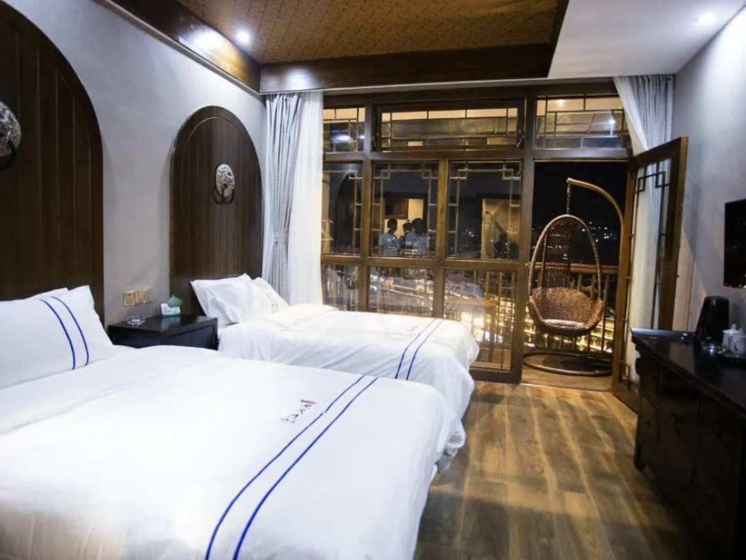 Гуанчжоу — Яншо — Дажай — Фэнхуан — Чжанцзяцзе. Семейный и детский фотограф Margo Photolab в Москве