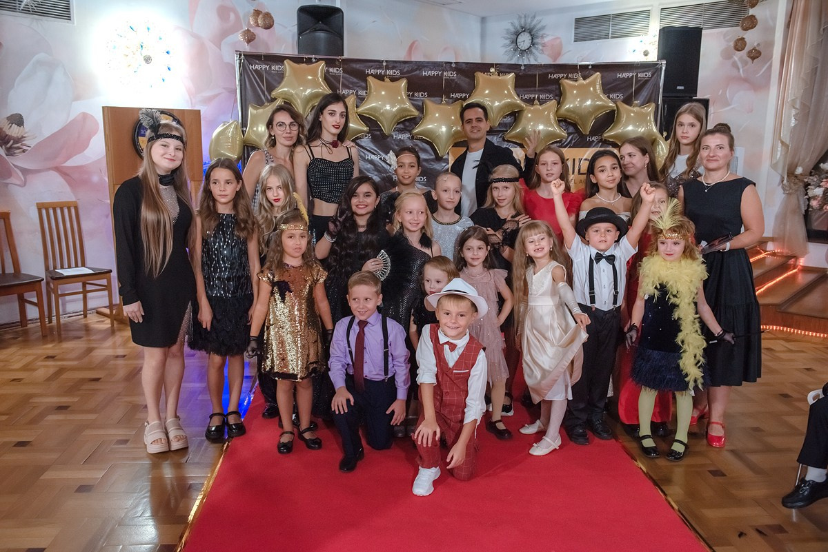 HAPPYkids дефиле санаторий Октябрьский. Семейный и коммерческий фотограф в Сочи Александр Бодунов
