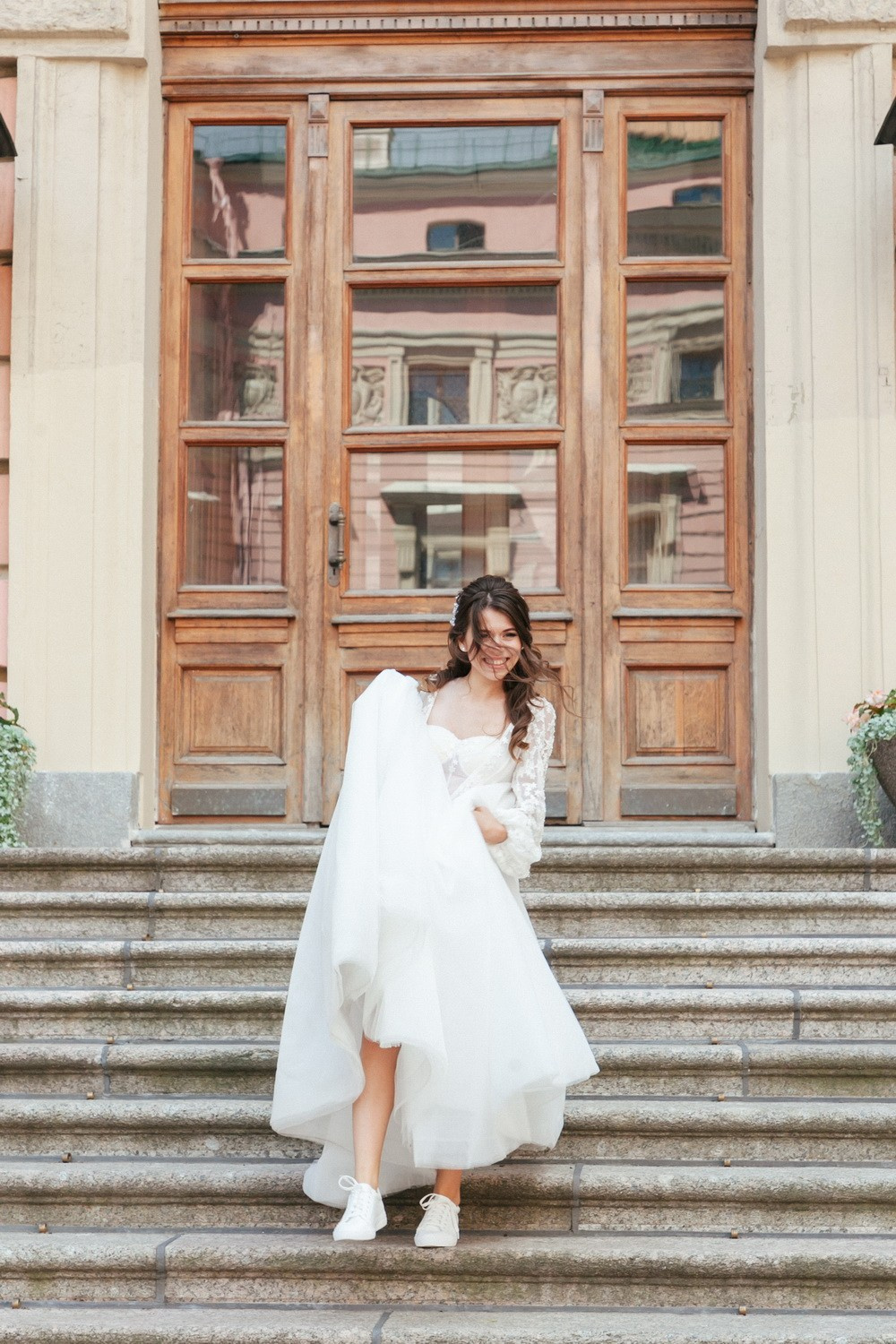 Свадебная фотопрогулка по СПб. Фотограф крещение венчание в Петербурге! Помогает подобрать храм и посоветовал душевного батюшку в СПб