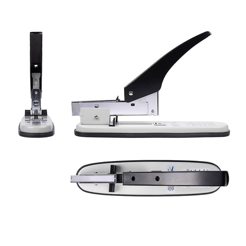 Канцтовары, аксессуары, и прочее. Фотограф Юлия Зимина