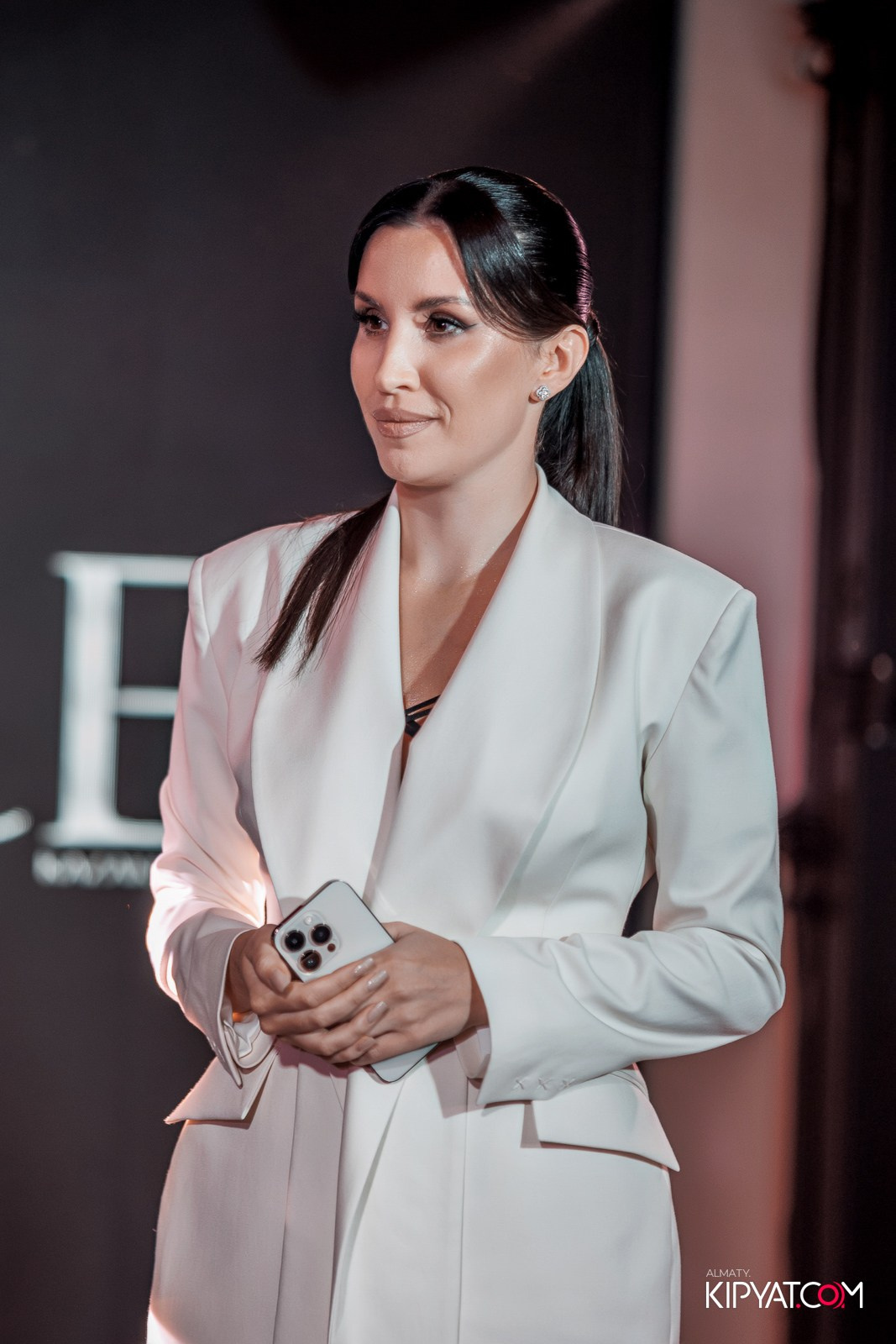 ПРЕЗЕНТАЦИЯ ЖУРНАЛА «VELLURE». КИПЯТКОМ АЛМАТЫ!