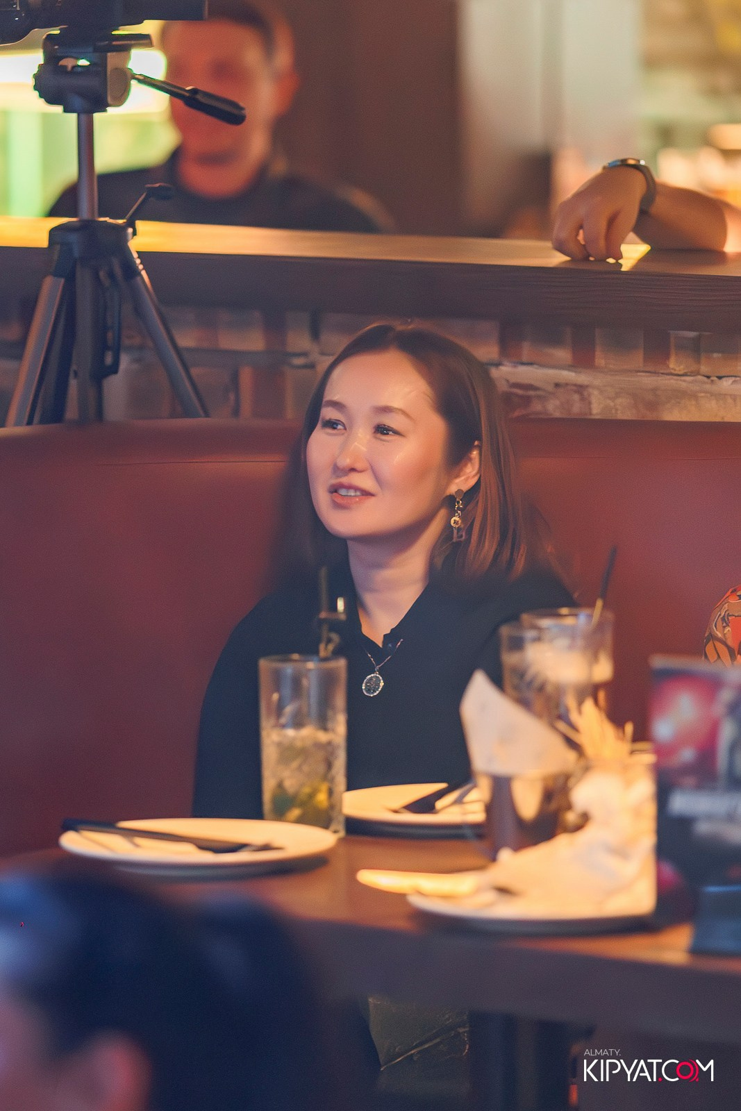 STAND UP КОНЦЕРТ АЛЕКСАНДРА МЕРКУЛЬ. КИПЯТКОМ АЛМАТЫ! Фотосъемка мероприятий в Алматы