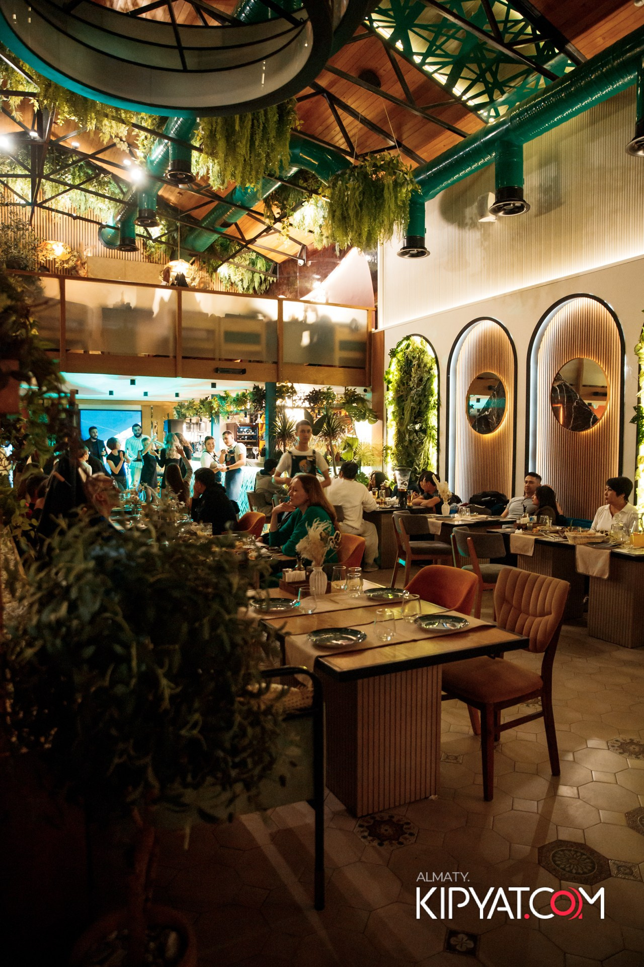 MODI RESTOBARCHIK. КИПЯТКОМ АЛМАТЫ!