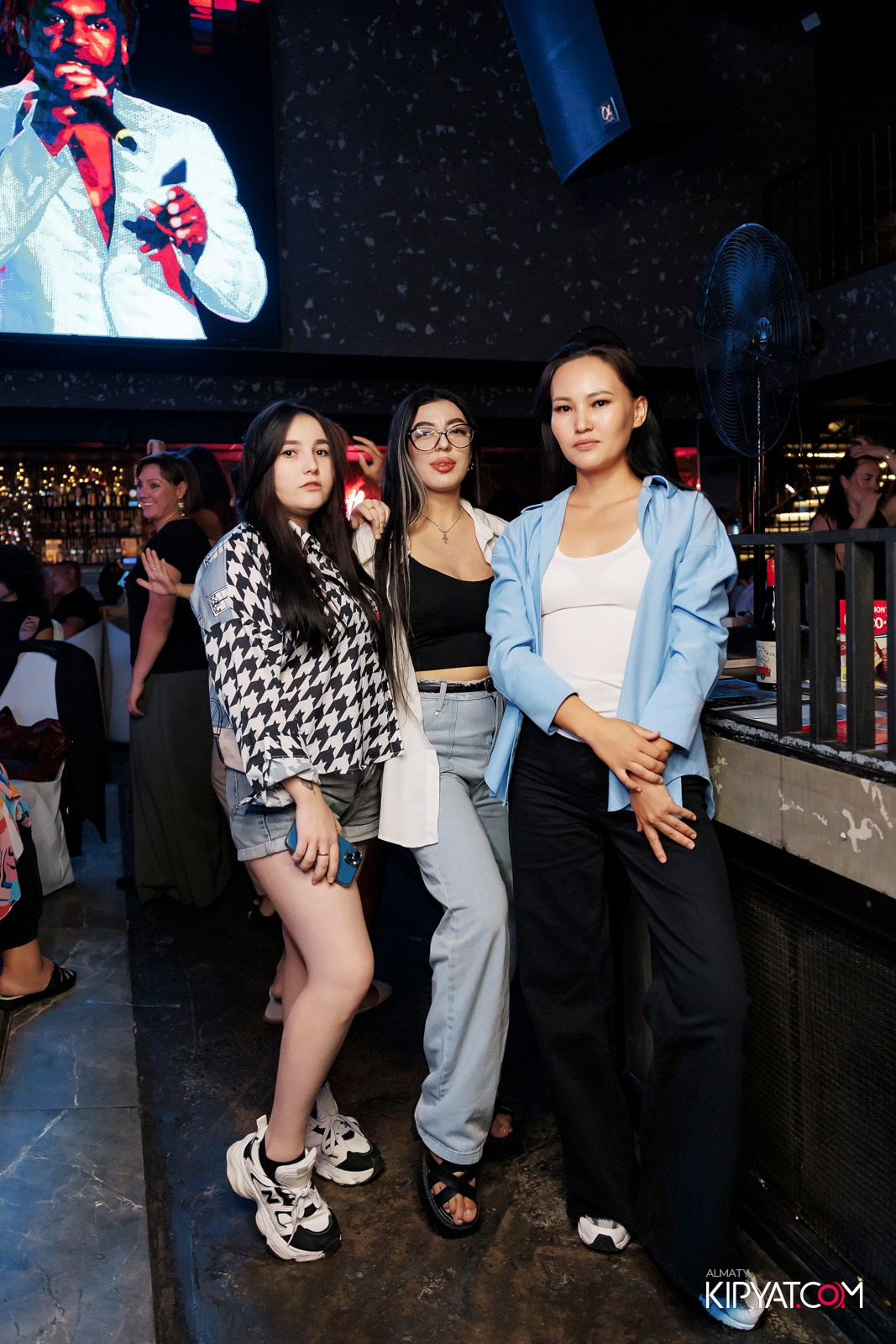 МУЗЫКАЛЬНОЕ ЛОТО В HIT RETRO. КИПЯТКОМ АЛМАТЫ!