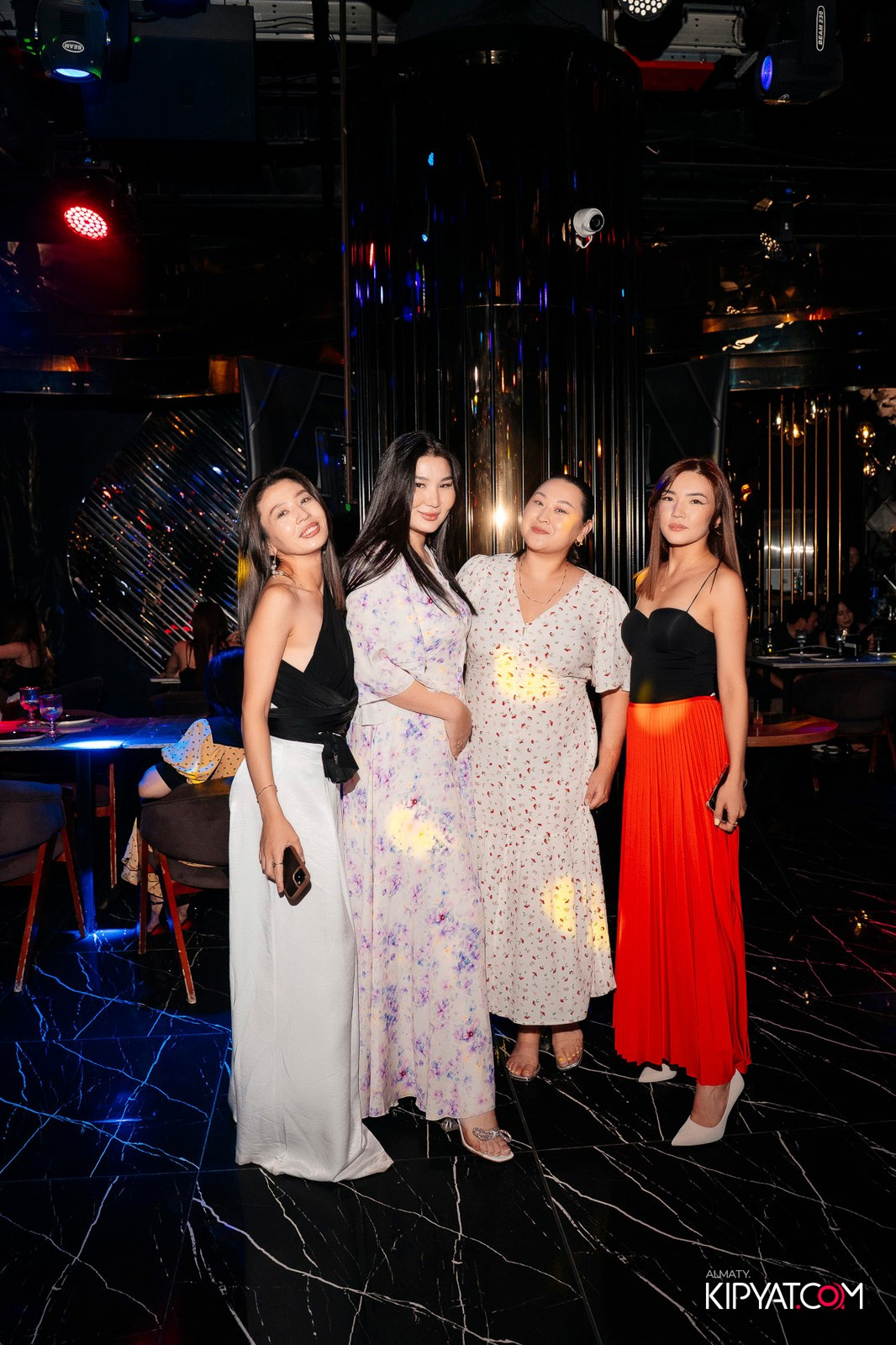 MOOD KARAOKE & TERRACE. КИПЯТКОМ АЛМАТЫ!