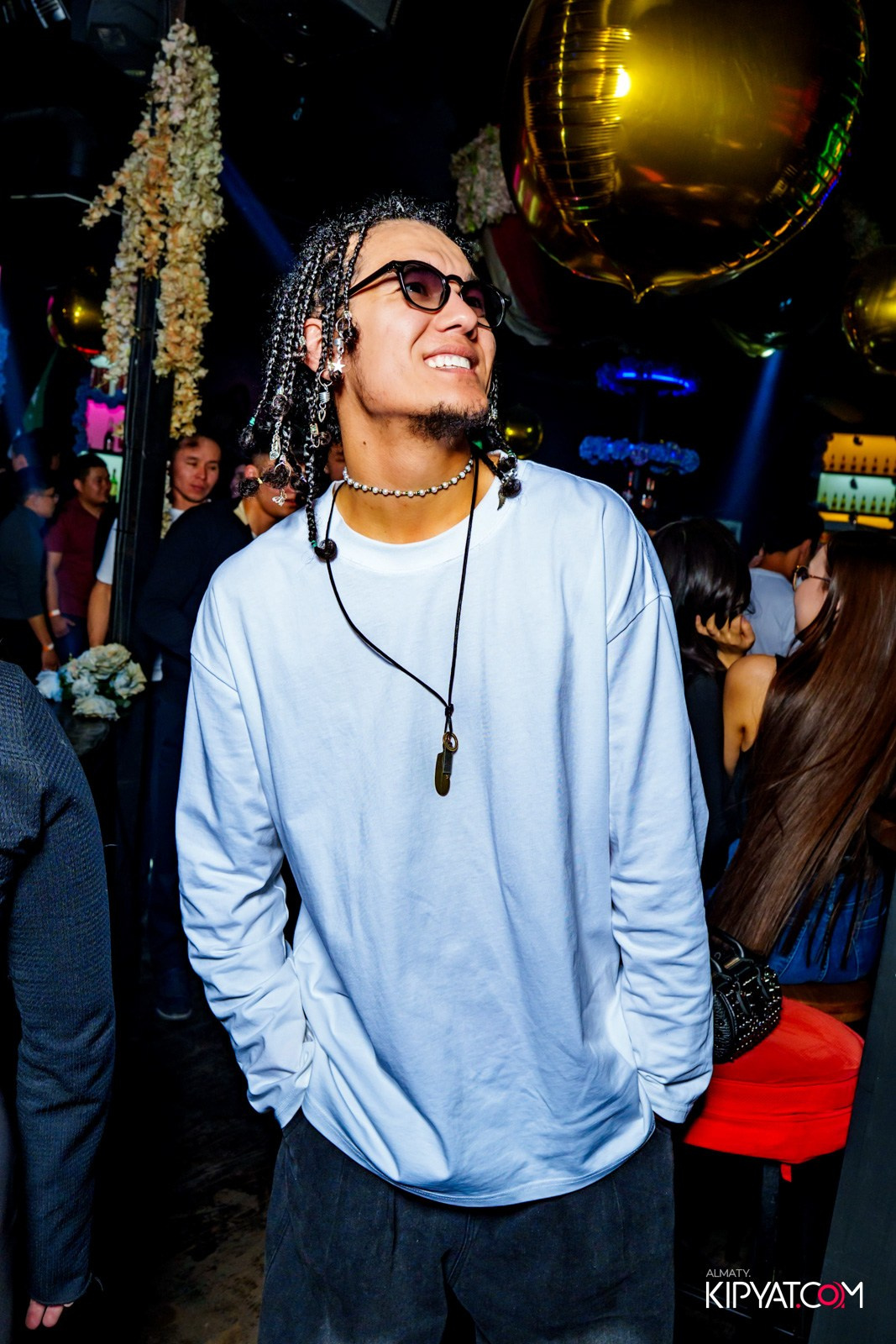 UYAT EMES BAR. КИПЯТКОМ АЛМАТЫ!