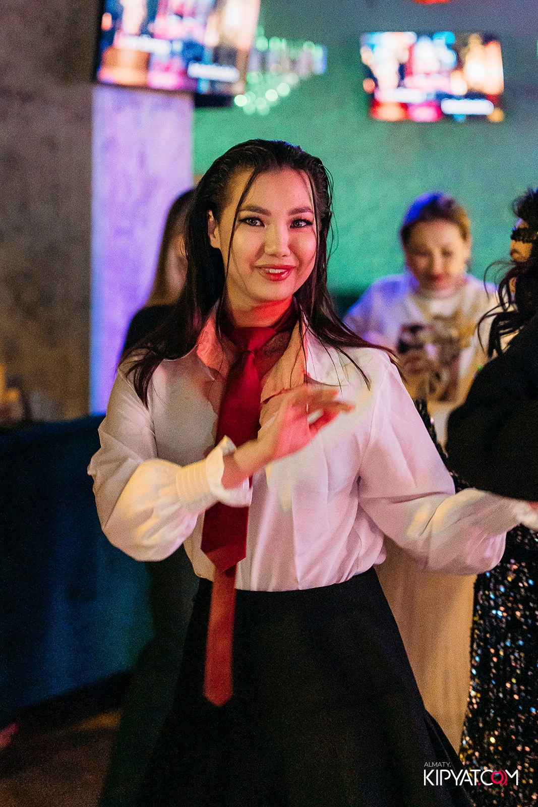 УХО И МЕДВЕДЬ НА КУРМАНГАЗЫ. КИПЯТКОМ АЛМАТЫ!