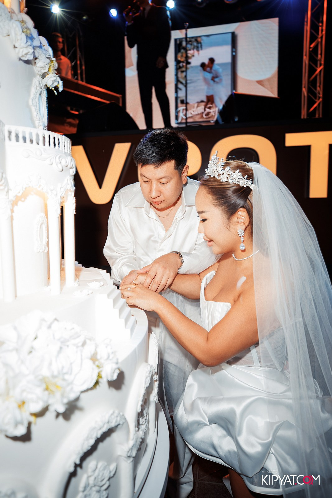 EVENT BAR. КИПЯТКОМ АЛМАТЫ!