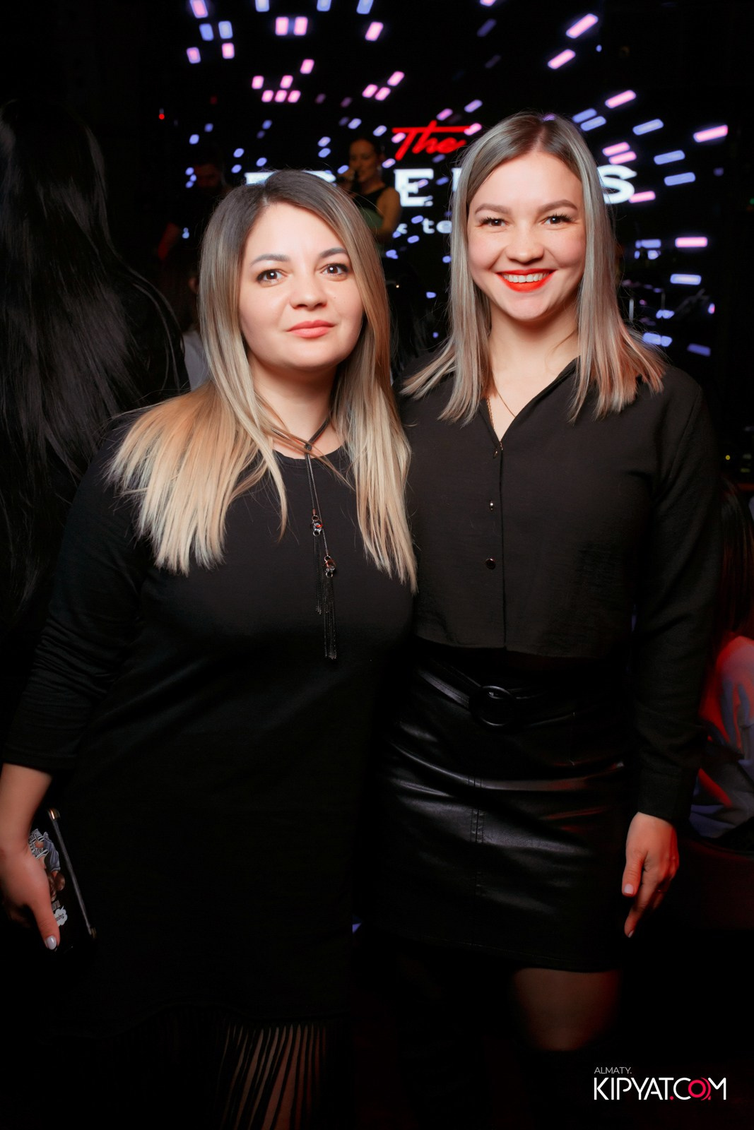 FRIENDS BAR & TERRACE. КИПЯТКОМ АЛМАТЫ!