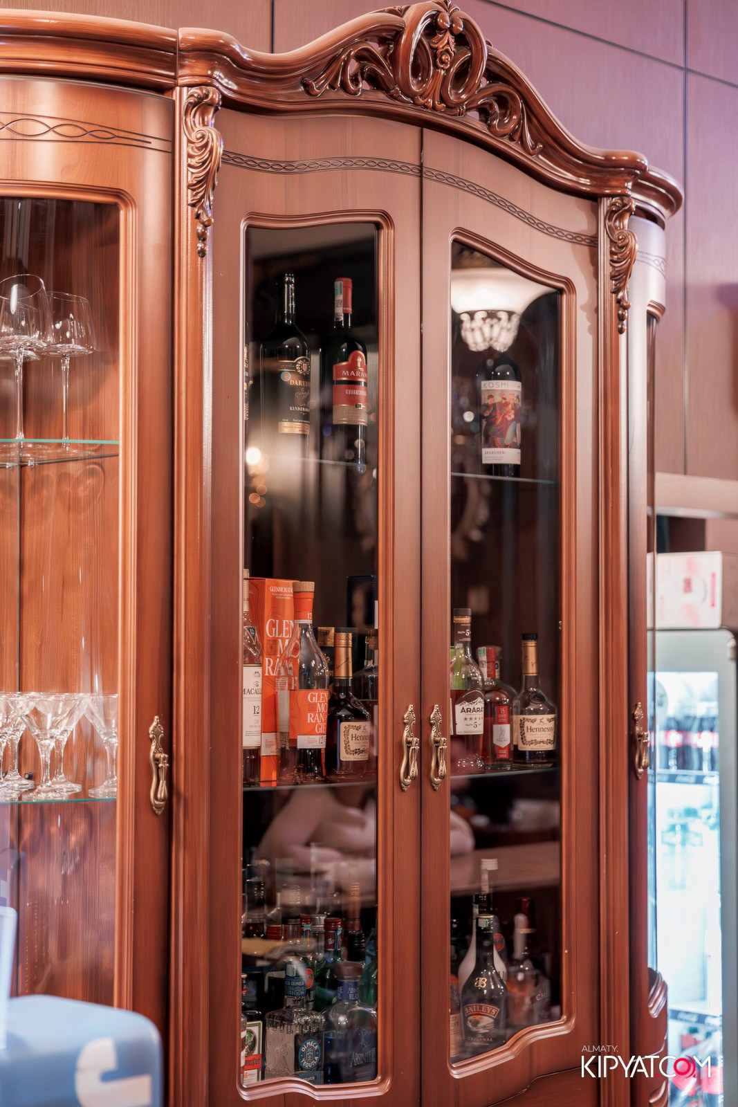 РЕСТОРАН ВЕСЕЛИДЗЕ НА ШАЛЯПИНА. КИПЯТКОМ АЛМАТЫ!