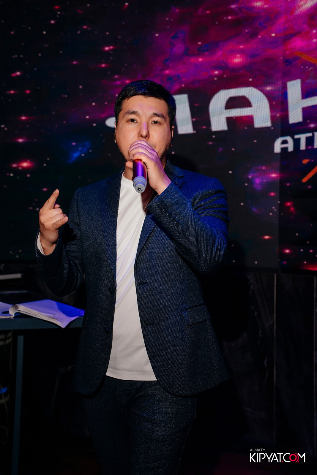 БАР ПАНАЕХАЛИ НА ТОЛЕ БИ. КИПЯТКОМ АЛМАТЫ!