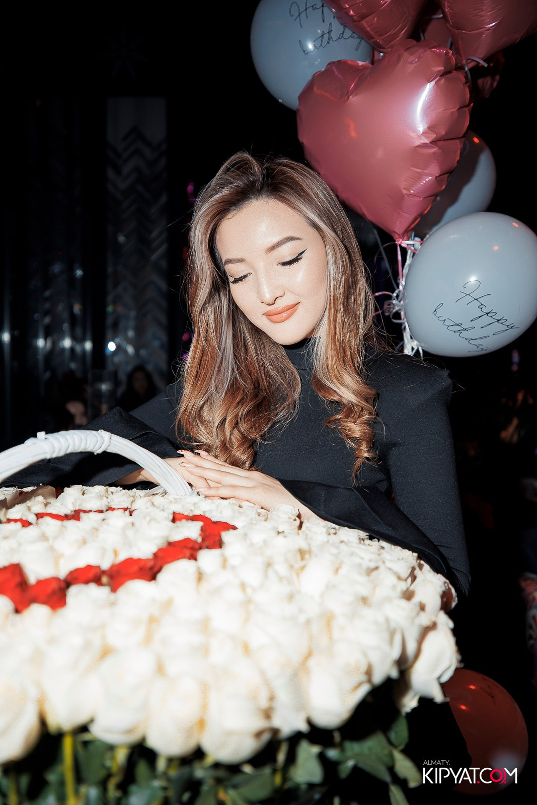 FRIENDS BAR & TERRACE. КИПЯТКОМ АЛМАТЫ! Фотосъемка мероприятий в Алматы