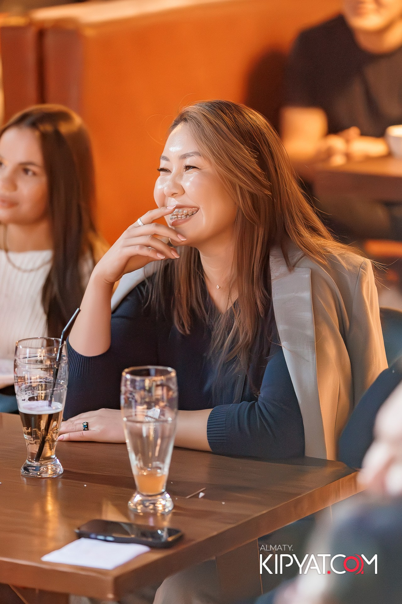 СОЛЬНЫЙ СТЕНДАП КОНЦЕРТ АЛЕКСАНДРА МЕРКУЛЬ. КИПЯТКОМ АЛМАТЫ!