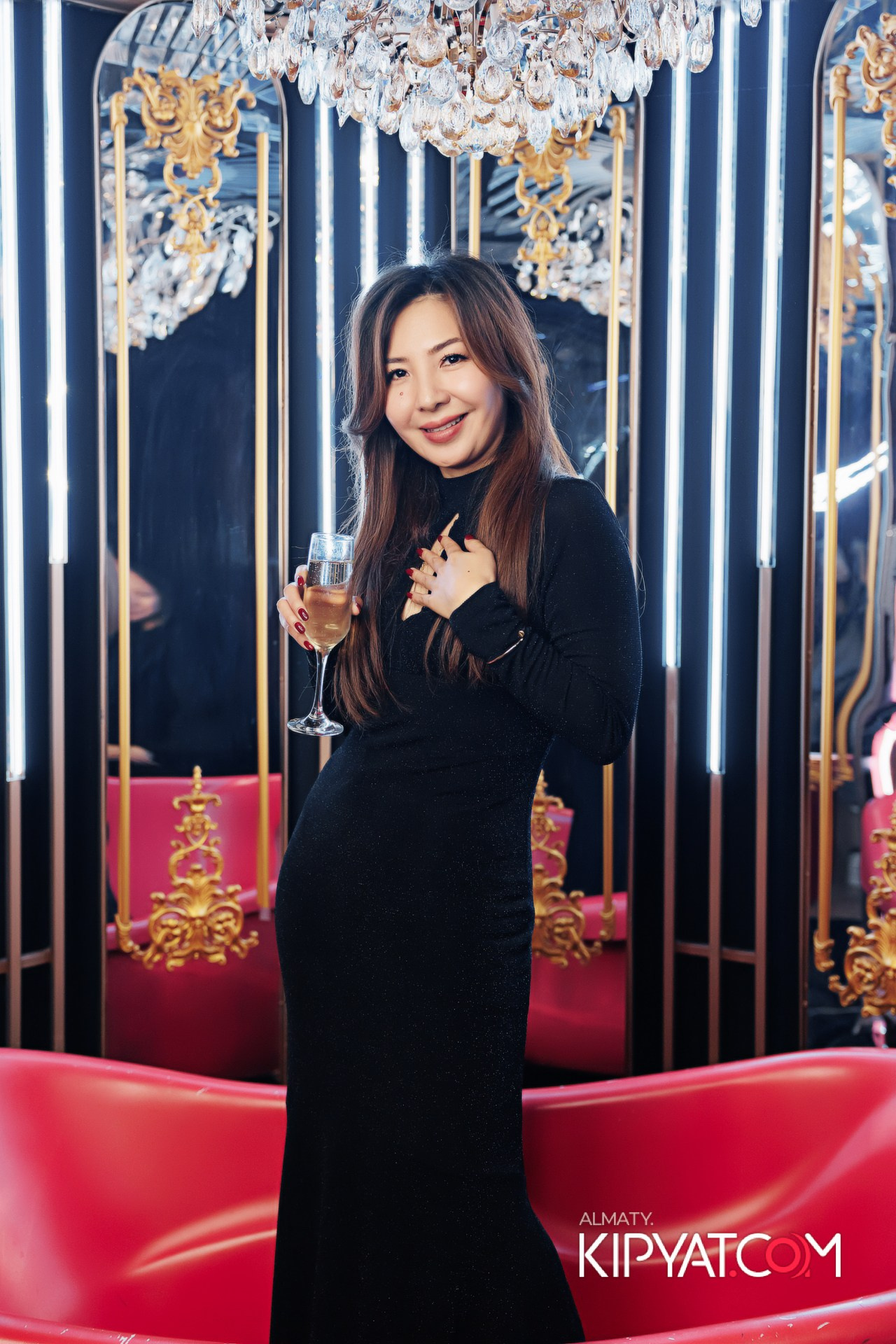 ЗАЯ, НА БИС. КИПЯТКОМ АЛМАТЫ!