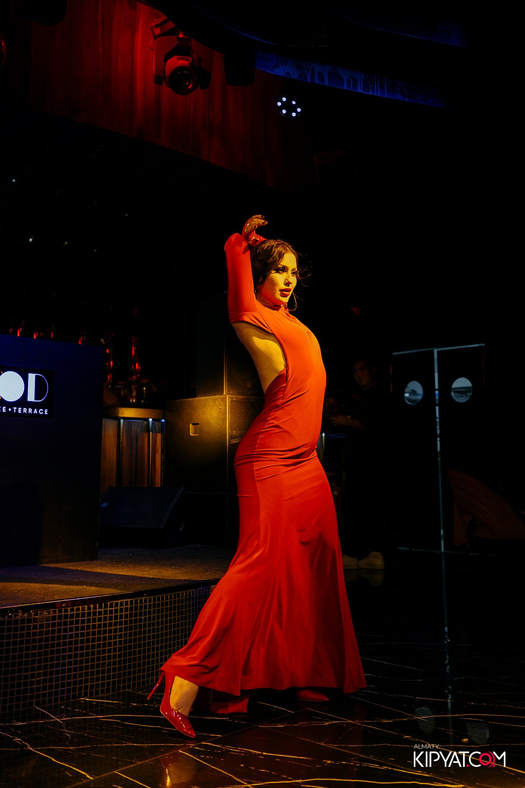 MOOD KARAOKE & TERRACE. КИПЯТКОМ АЛМАТЫ!