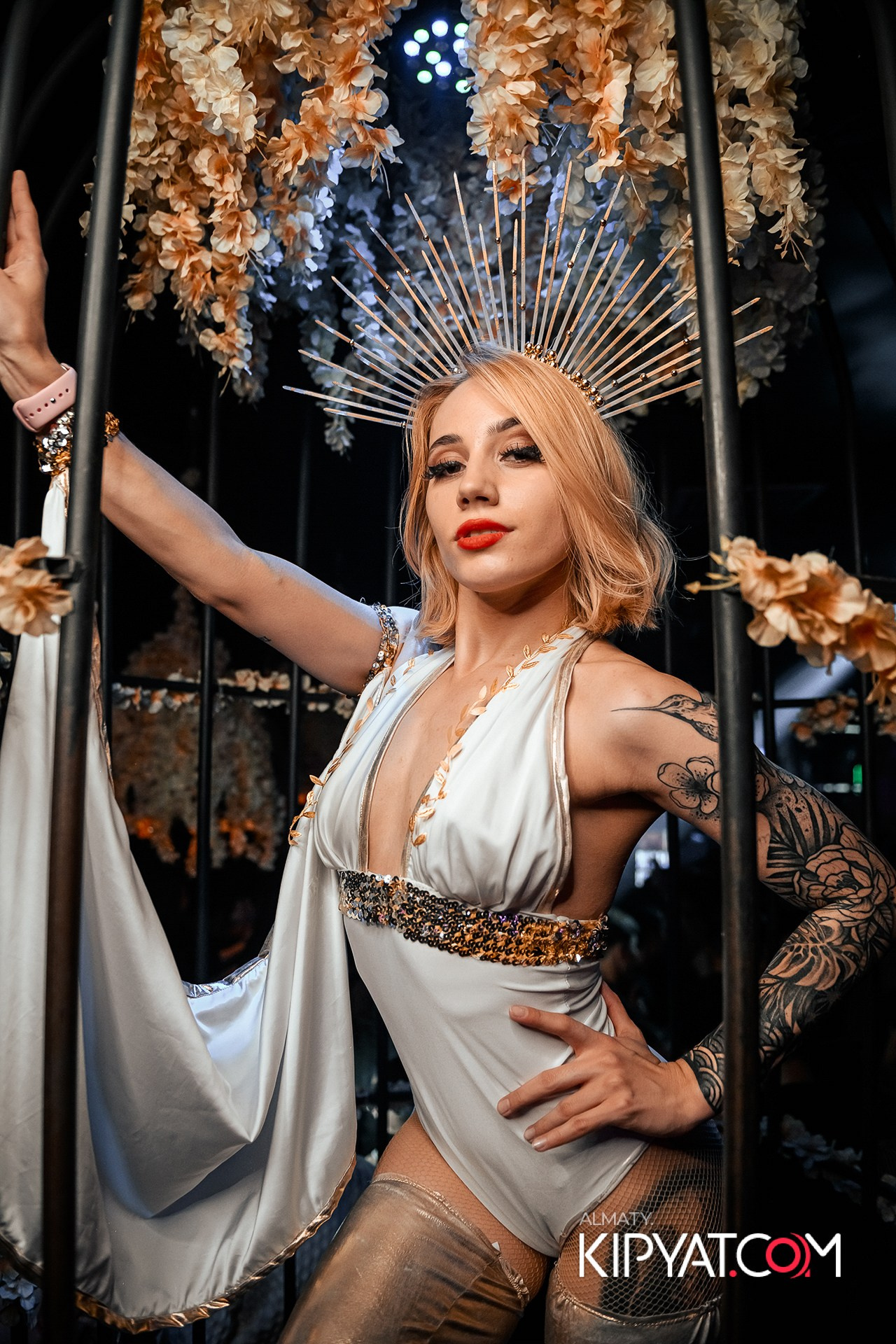 UYAT EMES BAR. КИПЯТКОМ АЛМАТЫ!