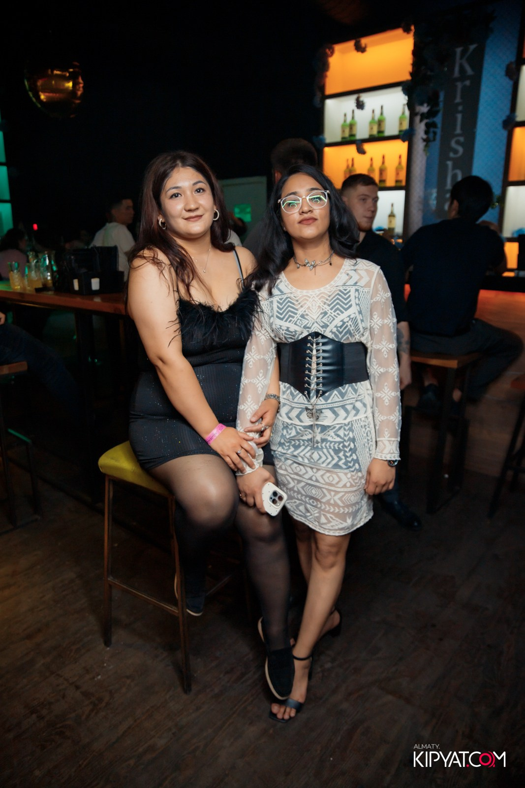 UYAT EMES BAR. КИПЯТКОМ АЛМАТЫ!