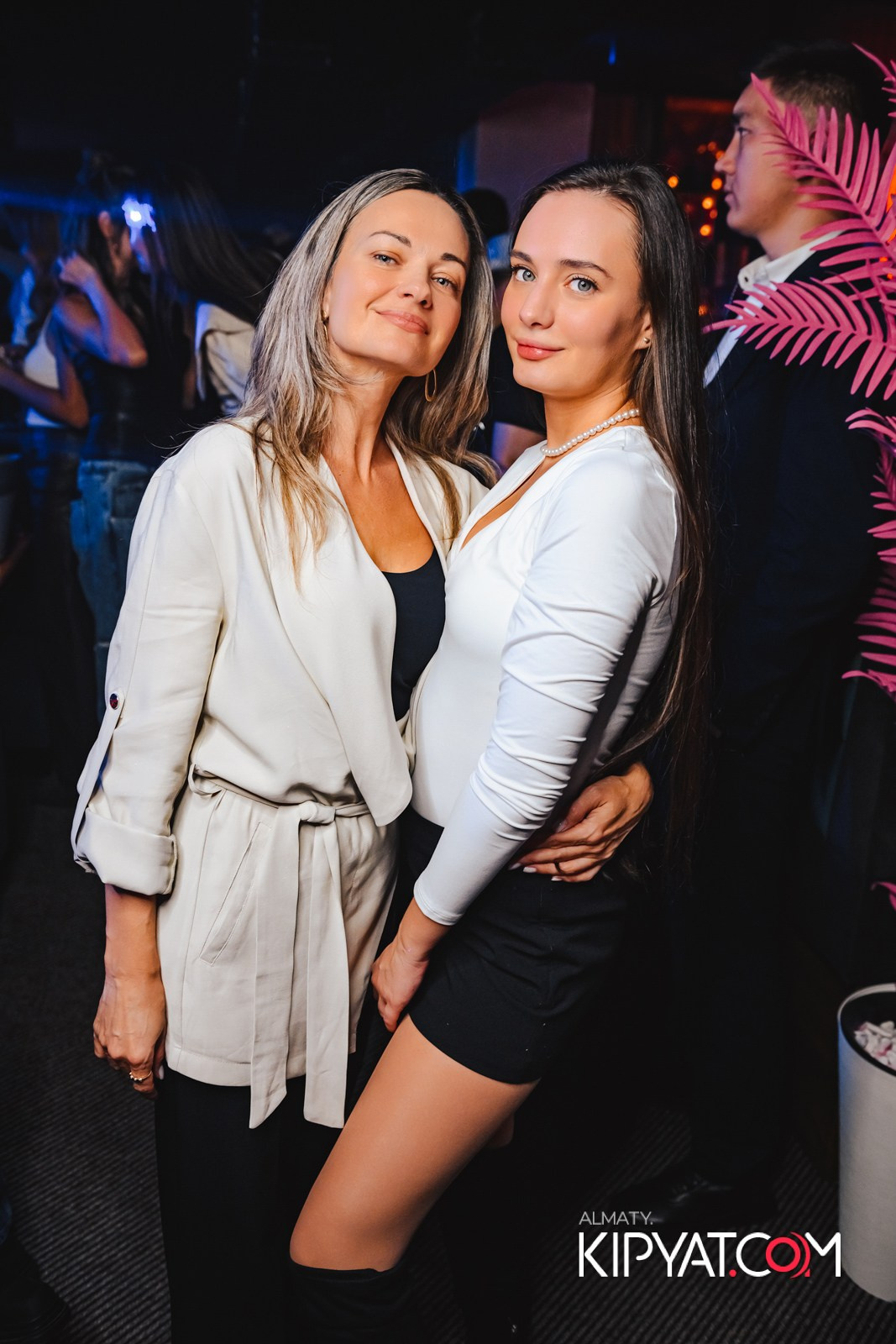 SANTA BARBARA — SPECIAL QUEST МИТЯ ФОМИН. КИПЯТКОМ АЛМАТЫ!