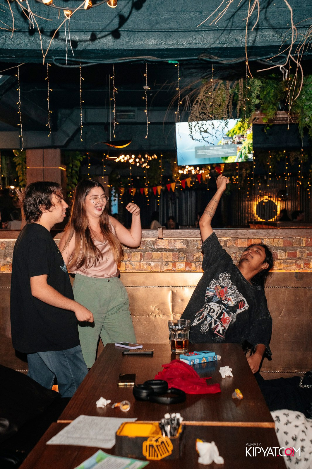 MUNCHEN PUB. КИПЯТКОМ АЛМАТЫ!