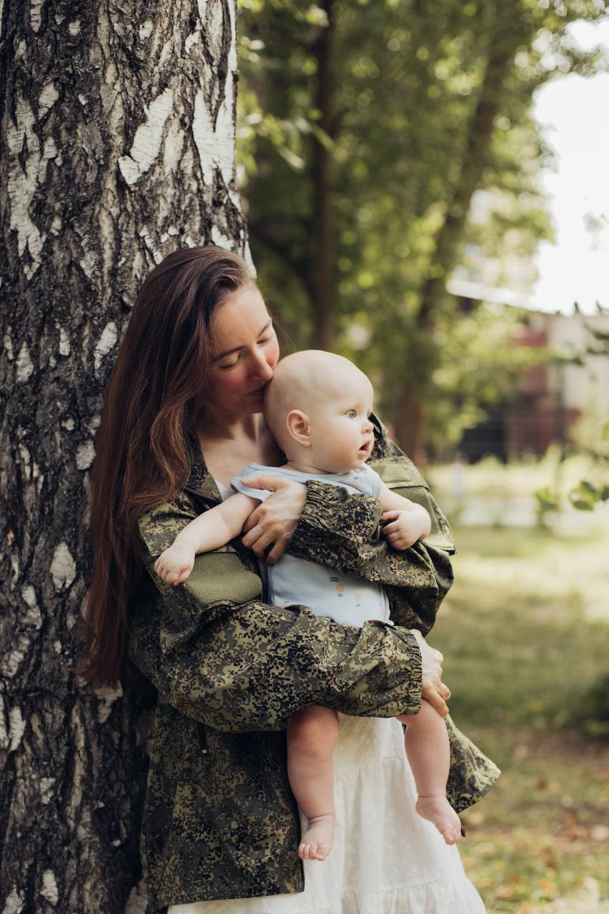 Фотовыставка ZA ЛЮБОВЬ. «Жены Героев. Алтайский Край»